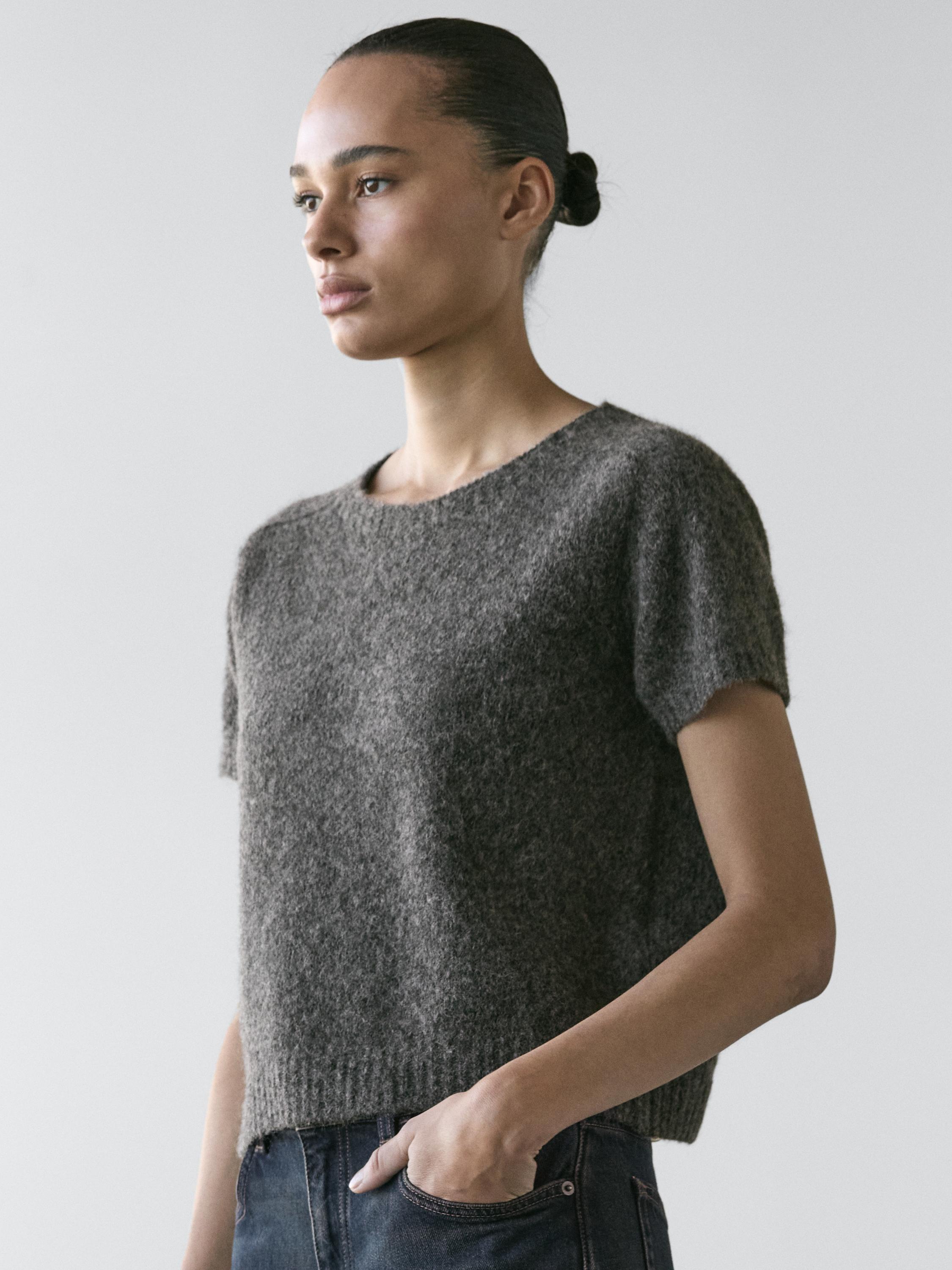 Pull court en maille de laine et alpaga